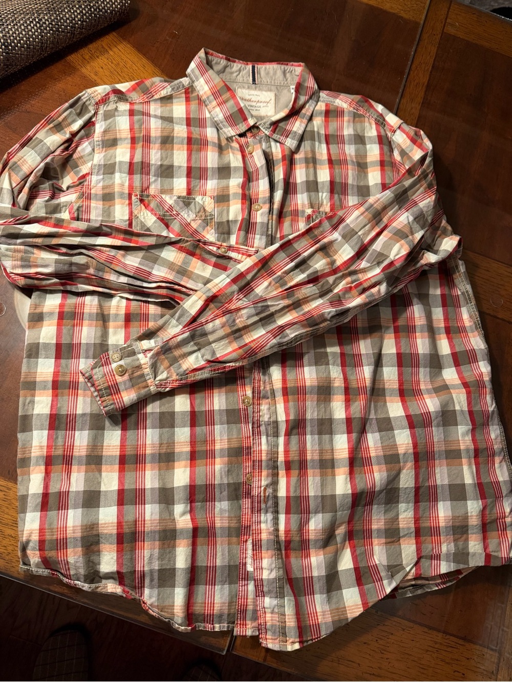 Men’s Plaid Button Shirt